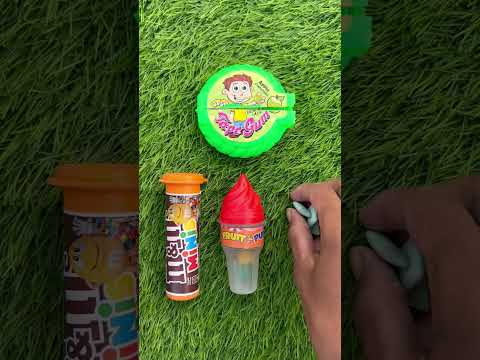 لاااا أخرج لسانك بطريق لطيف حيوانات لطيفة