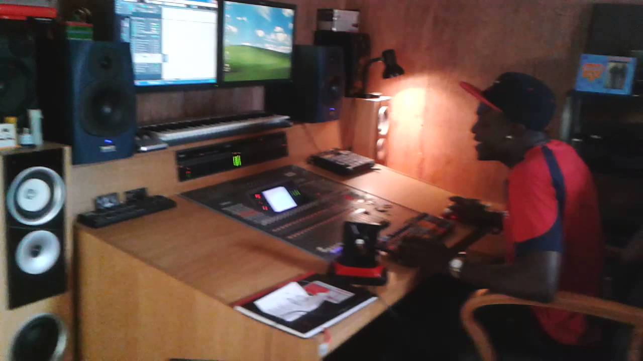 Scottel - engineering -[ Ash I] at [3in1 Studio][Doing jingle] 2014 ...