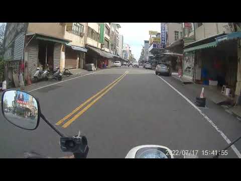 Video 1110717宜蘭縣頭城鎮開蘭路跨越雙黃線行駛＿車牌號碼ANW-8376 - youtube