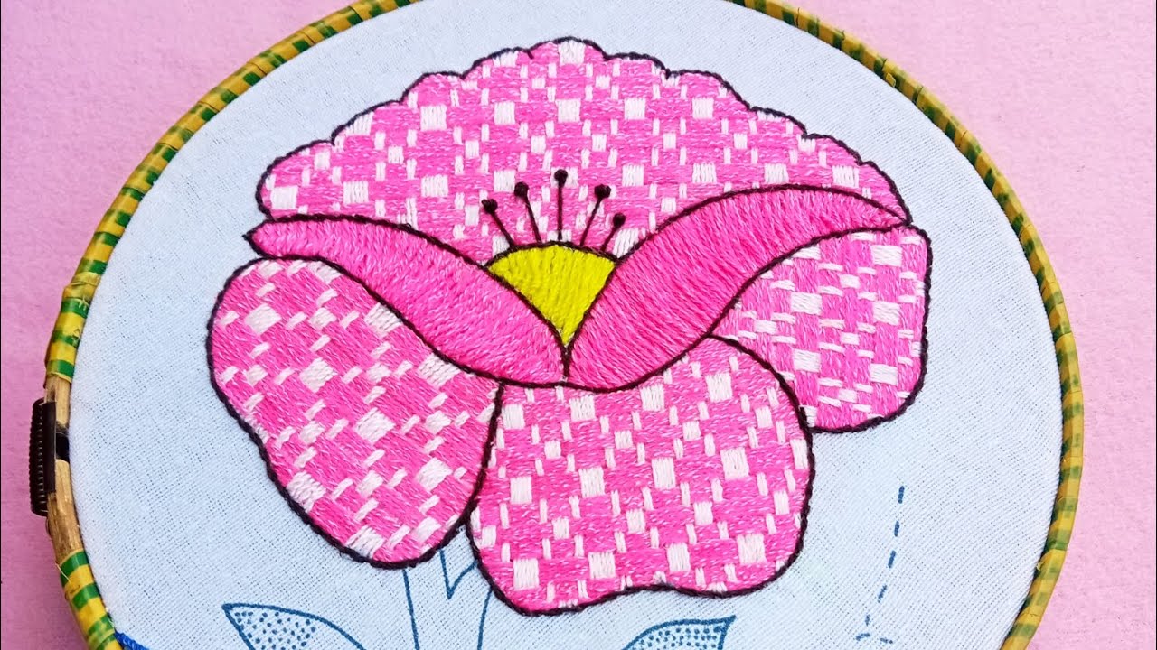 como bordar una rosa#17🥰🤩con una bella puntada ideal para cualquier diseño entre hojas, canasta,etc.