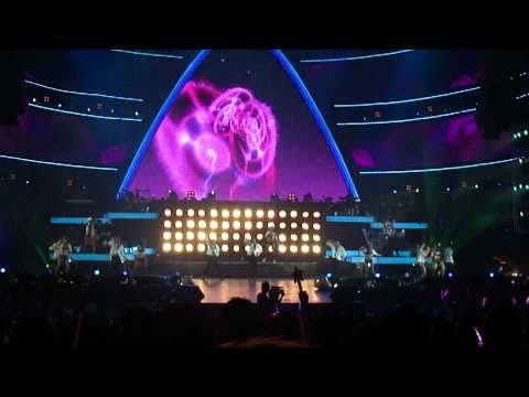 18/9 周杰倫2010香港演唱會 - 嘻哈空姐