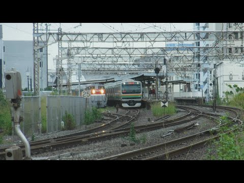 湘南新宿ライン宇都宮線直通普通宇都宮行きE231系4523YU527宮ヤマ+E231系U58宮ヤマが終点のJR逗子駅3番線に到着！【JR逗子駅、池田踏切No.22】