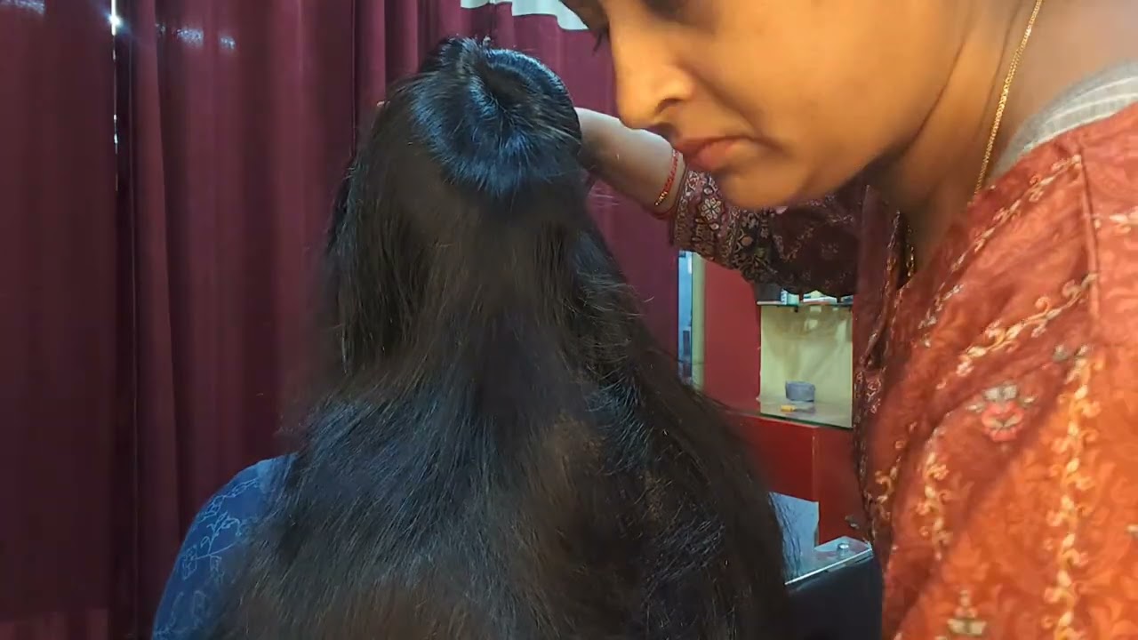 बहुत ही सिंपल तरीके से # इस तरह से भी बनाइए #  party wear Bun Hairstyle # Very Easy 👍