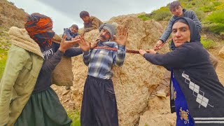 Famous ✨ A Nomadic Woman’s Nightmare Ends… Thanks to Her Neighbors 🏔️🤝🔥 Net Worth