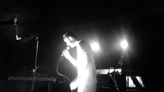 The/Das - Akimbo / Keep This @ Frankfurt am Main, Zoom (25.10.2014) [SW]