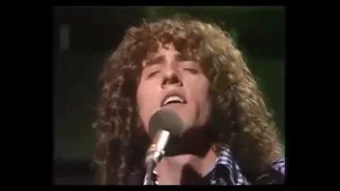 Roger Daltrey - "Giving It All Away"   The Old Grey Whistle Test  (1973)