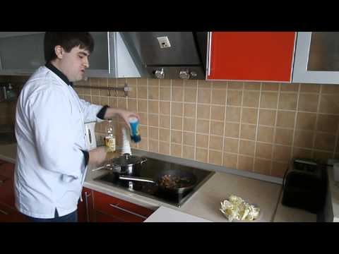 Видео рецепт Теплый салат со свининой и овощами