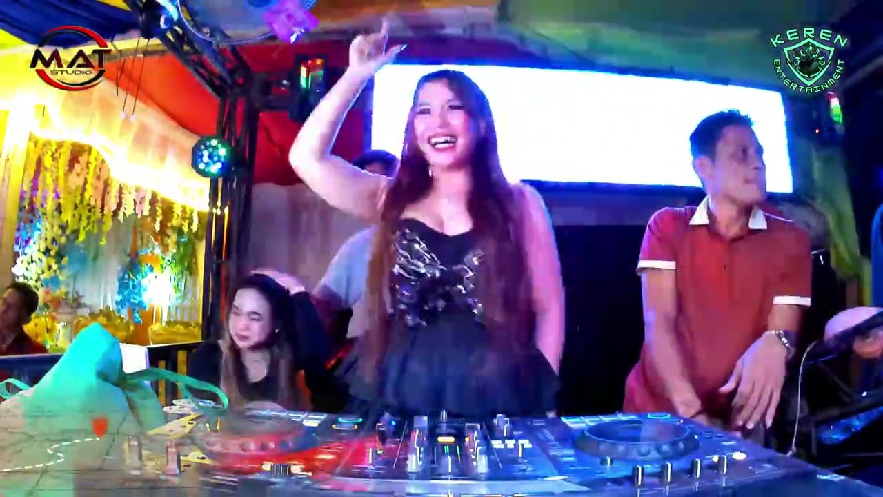 SPECIAL DJ FITRI MALIKA🏅SAWERAN GACOR🏅HOUSE MUSIC FUNKOT🏅OT. KEREN ENTERTAINMENT LIVE SOMOR OKI