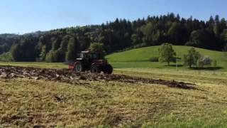 Fiatagri 160-90 und Kuhn Pflug am pflügen