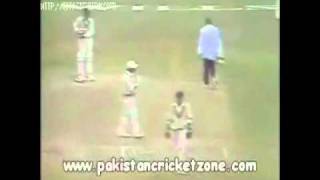 Indian Batsman crying/ Imran Khan Greatness Another Chance given although the batsman was out!