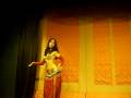 Amira Ahmad - bailarina da Cia Khalida no Caf Teatro Papel Crepon