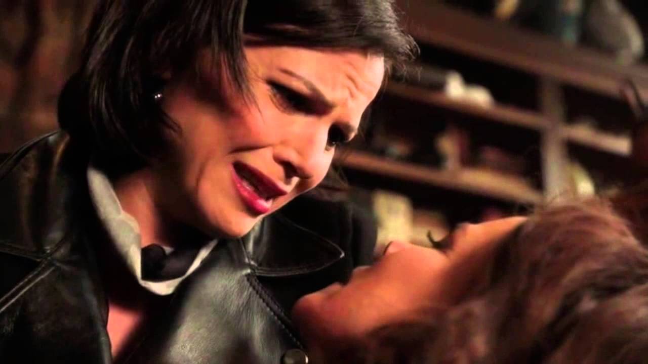 Regina Mills / The Evil Queen (Little Wonders) - OUAT