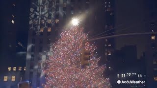 Thousands brave cold temps to view Rockefeller Center Christmas Tree Lighting