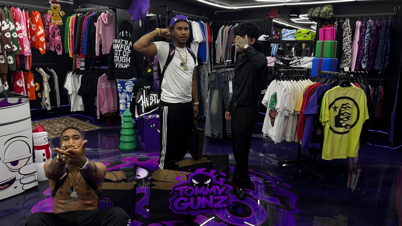 Томми Ганц отправляется в частный шопинг