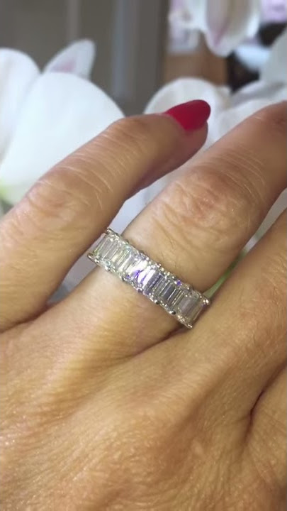 SUPERNOVA COLORLESS MOISSANITE ETERNITY BAND EMERALD CUT MOISSANITE ANNIVERSARY WEDDING BAND