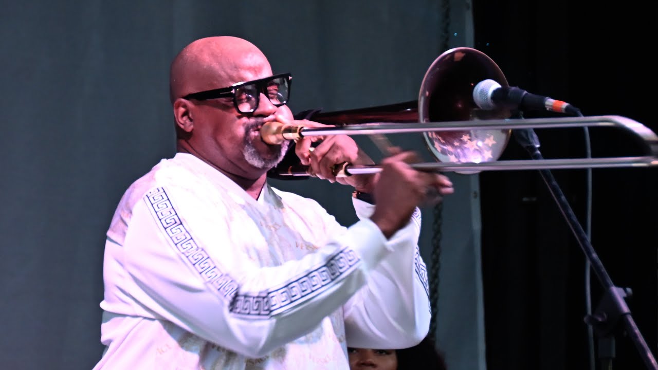 Jazz In The Park Jeff Bradshaw Experience Live In Paterson New Jersey