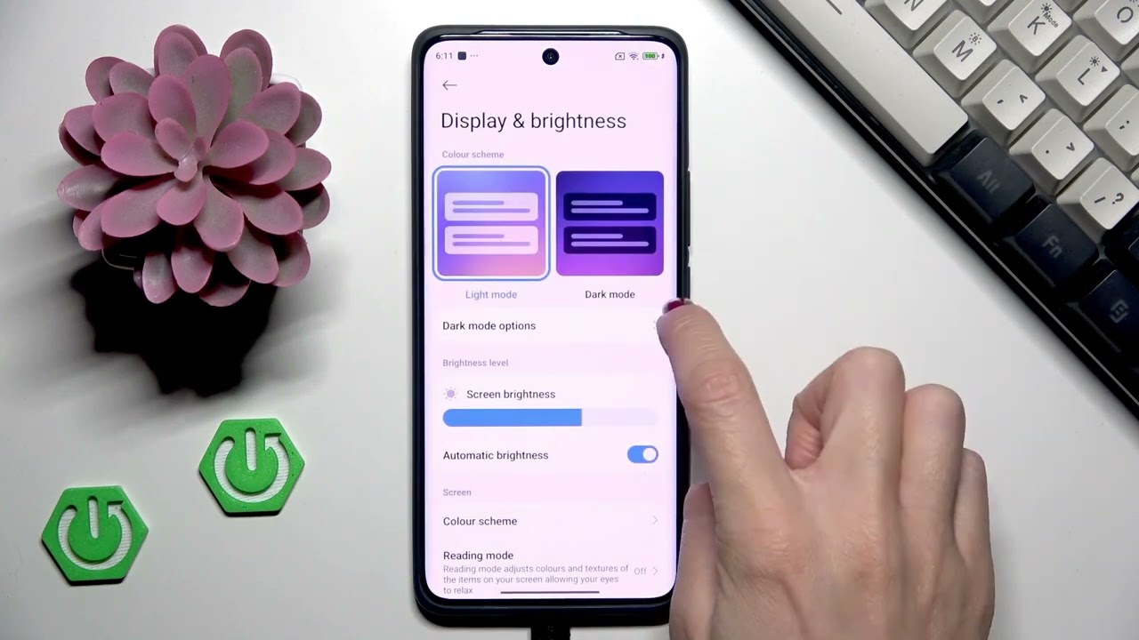 REDMI Note 15 5G – كيفية تفعيل الوضع الداكن