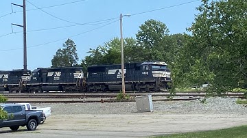 NS local with a SD40-2 in Manassas, Va on 07:13:23