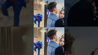 Cris Y Eva De Crazy Casa