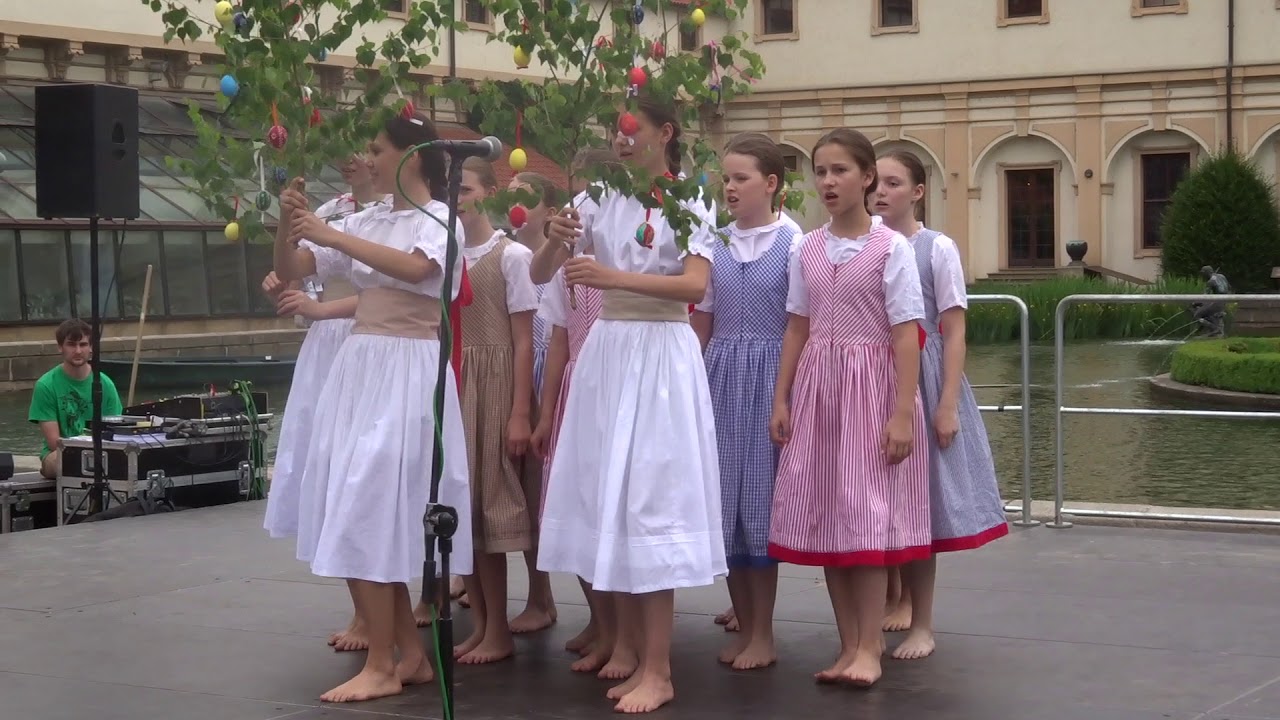 Taneční soubor JARO - ZUŠ Štefánikova Praha, č.2 / Fest. ZUŠ OPEN 2018, senát Praha