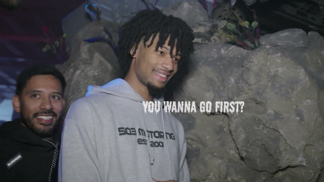 Trail Blazers Get Spooked at Haunted House