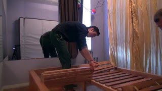 Assembly of a Japanese tatami frame bed from Tatami Room. This short video walks you through the assembly of the bed, step by 