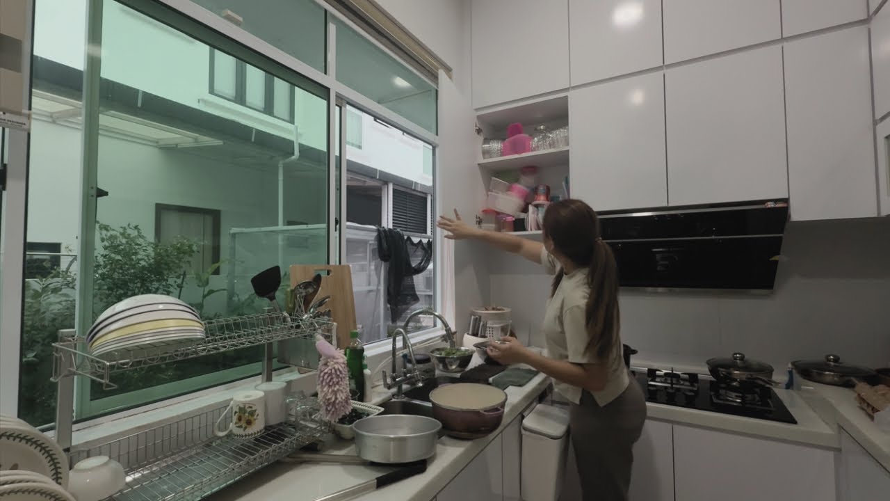 RESTOCK/SUSUN ATUR KEPERLUAN BARANG DAPUR