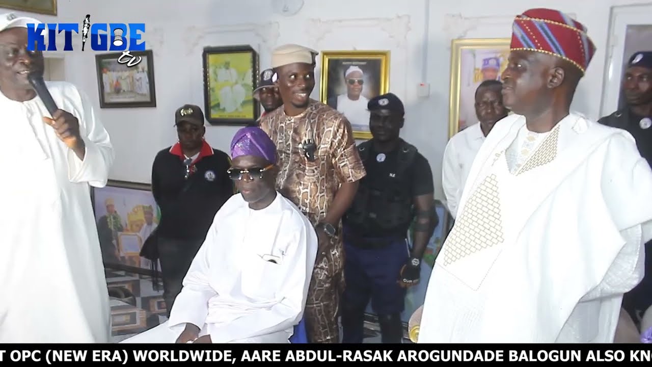 SEE HOW PRESIDENT OPC NEW ERA AARE RASAK AROGUNDADE INSTALLED AS OTUNBA JAGUNMOLU OF ARAROMI KINGDOM