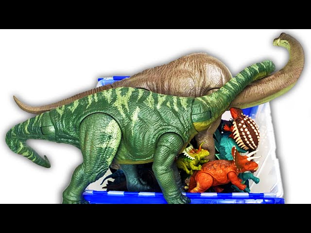 New Jurassic World 3 Video Shows Awesome Triceratops Puppet