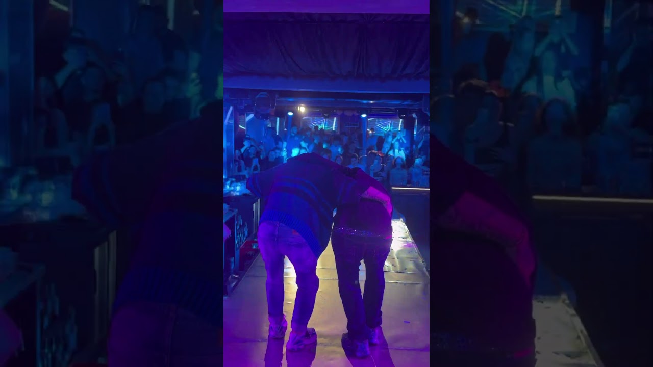 Винаги е много забавно с @Azis ♥️♥️♥️♥️♥️#party #azis #singer