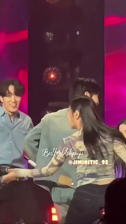 Jimin is shy to touch her behind the choreo 😂