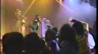 80s of Rakim performing I know you got soul LIVE from Paid In Full 1987 album