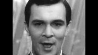 Original Trololo guy ( First video version of the song )