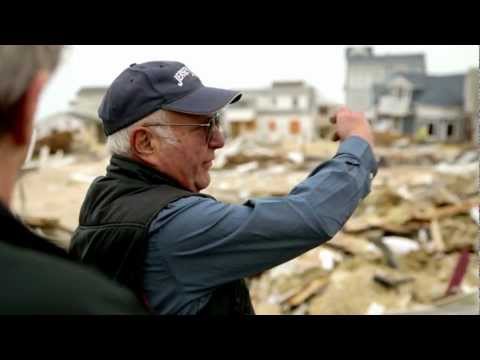 Βίντεο: Από τι είναι κατασκευασμένα τα παράθυρα Andersen 400 Series;