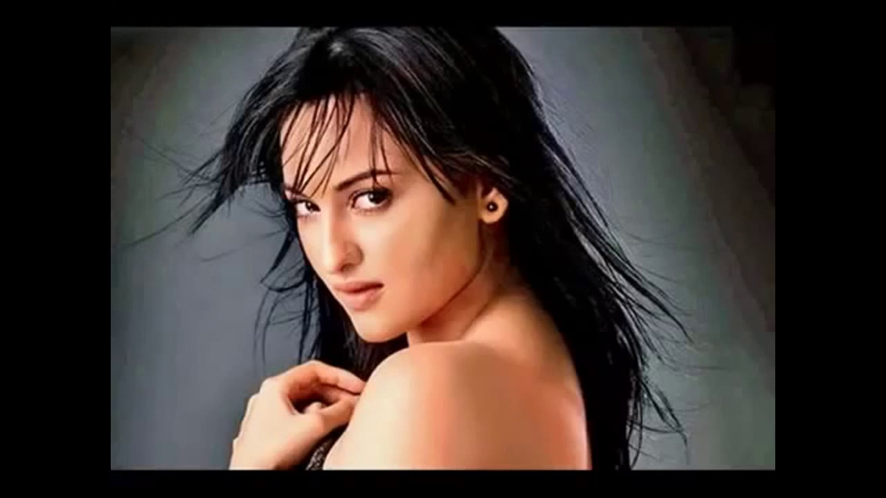 The Most Romantic Scenes In Bollywood Sonakshi Sinha Youtube