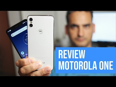 REVIEW MOTOROLA ONE: O MOTO SEM IDENTIDADE DEFINIDA