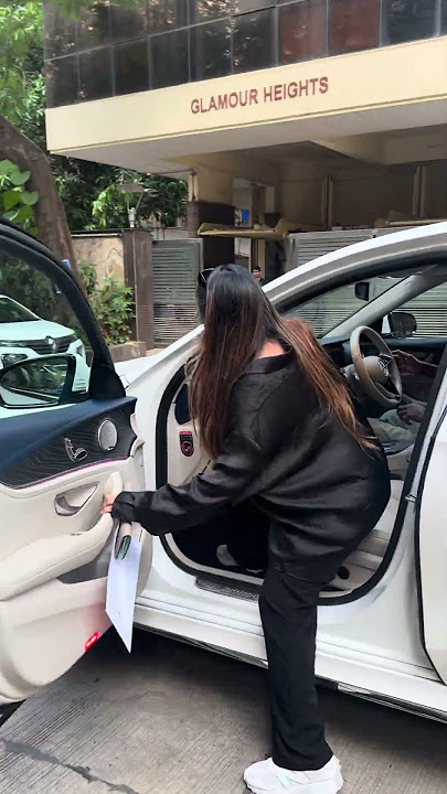 Sshura Khan Spotted At Bandra exclusive