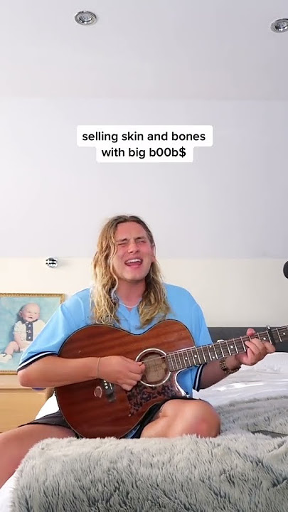 I know Victoria’s Secret x #victoriasecret #jaxwritessongs #coversong #guitarcover