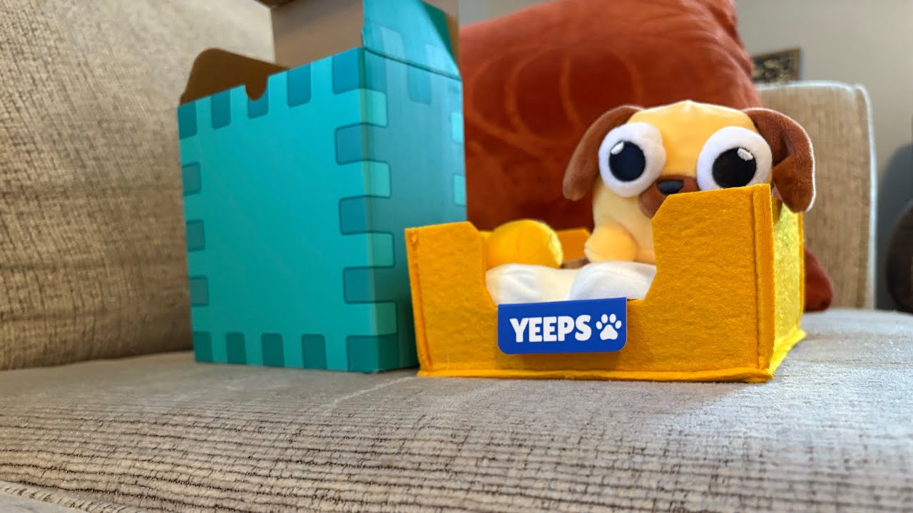 Unboxing the Yeeps Pet Plush!