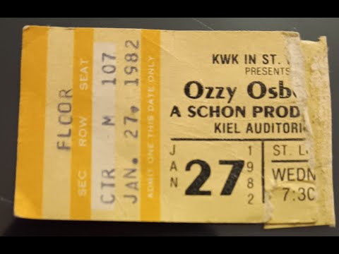 Kerrie and Wendy talk about meeting Randy Rhoads in 1982.  And getting his autograph.  St. Louis.