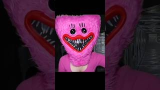 i cannot stress this enough: I CANNOT SEE  #gaming #gamingshorts #poppyplatime #kissymissy