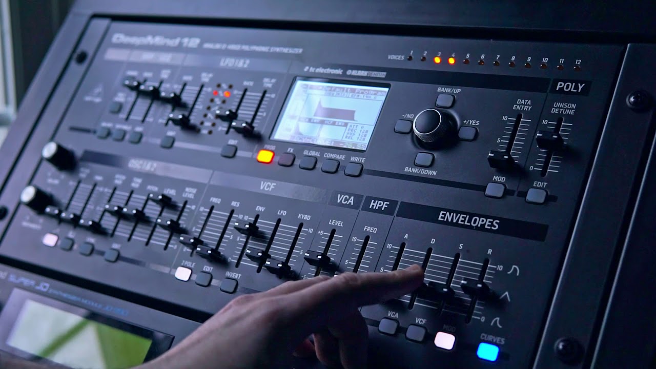 Behringer Deepmind 12D - Sequence One - YouTube Behringer Deepmind 12D - Sequence One - YouTube