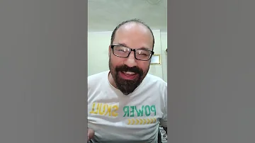 انتم بتشربو مخلل ولا نفتلين بليلا انتم لو تشربو و تاكلو مش هتقولو كده اتحدث عن قافله الصمود هههههههه 