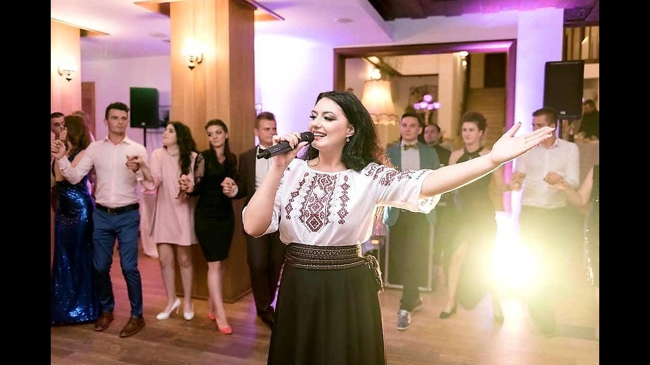 Dj Verony Team - Cosmina Mandiuc, solista muzica populara nunti