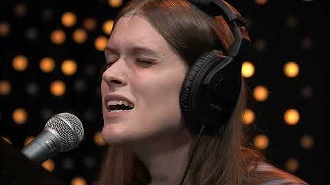 Ethel Cain - Sun Bleached Flies (Live on KEXP)