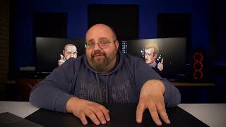 Famous Apple Is PURPOSELY Slowing Down Older iPhones  Here's Why Wealth