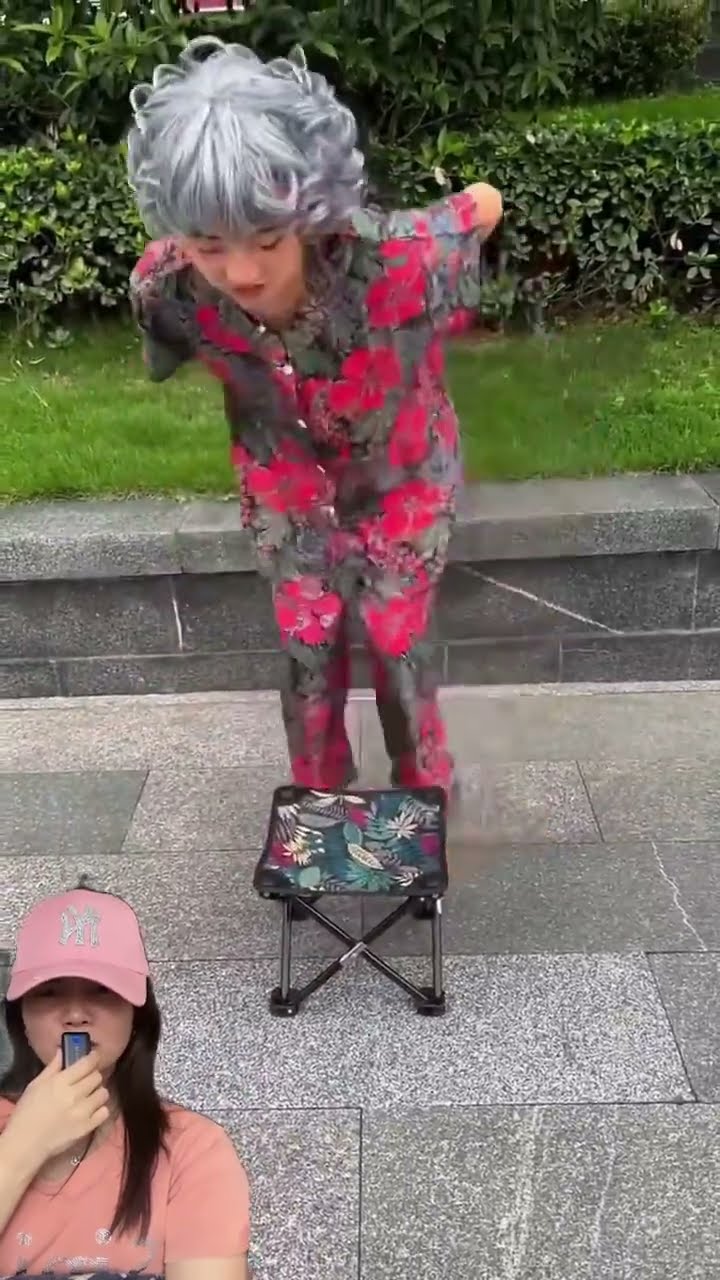 KURSI AJAIB ⁉️NENEK KETAGIHAN LUCU KUAT LAGI ??#shorts #funny #dubbing