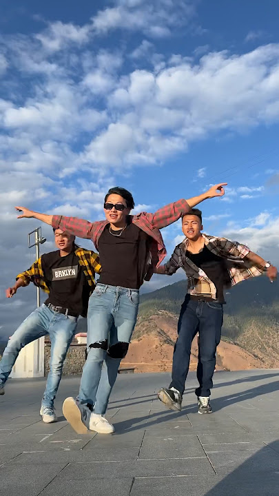Ishq Jaisa Kuch - Hrithik Roshan, Deepika Padukone | Vishal-Sheykhar, Shilpa,Kumaar from Bhutan🇧🇹