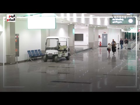 القطار والشاتل الباص مواصلات مجانية بمطار القاهرة