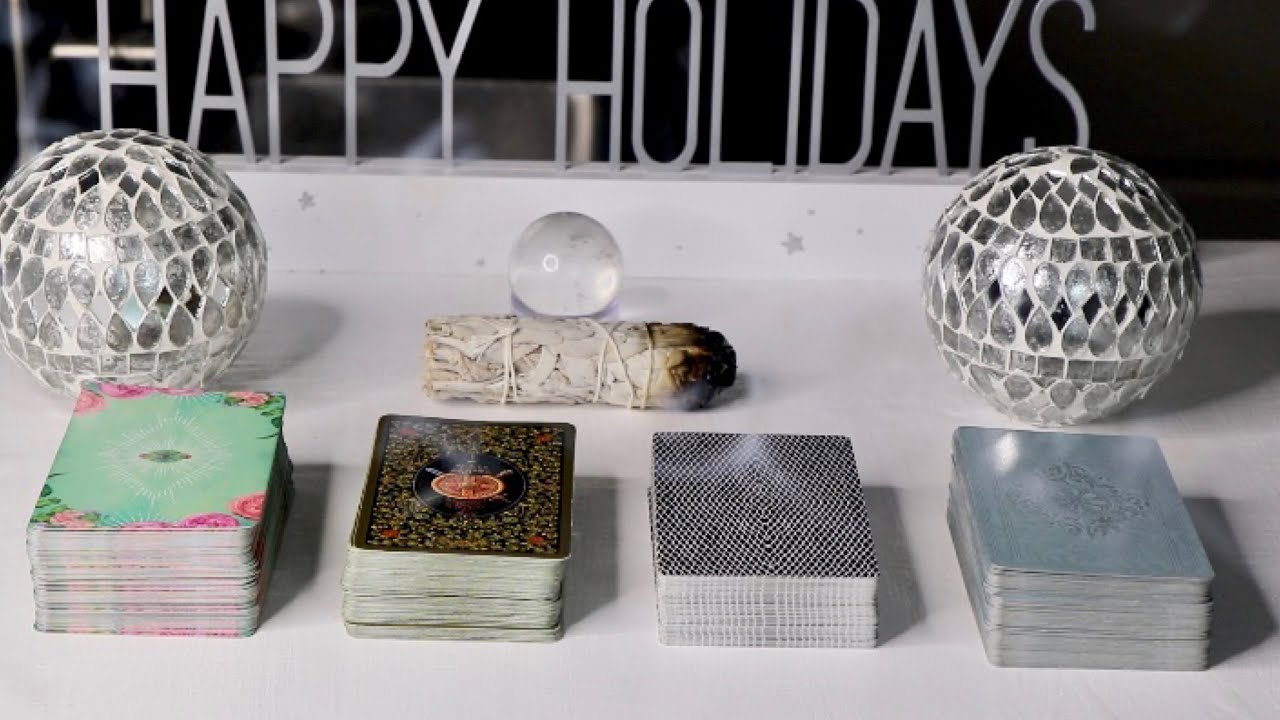 WHOSE SECRETLY COMPETING WITH YOU?🧐 | 🕴🏾🔥 PICK A CARD 🔥🕴🏾| WHAT DO YOU NEED TO KNOW 👁 🐍